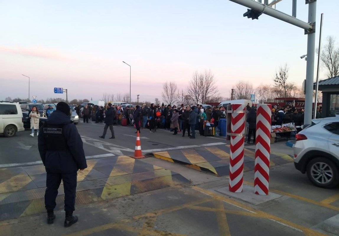 Transport de alimente și spații de cazare pentru refugiați în Arhiepiscopia Bucureștilor 204976