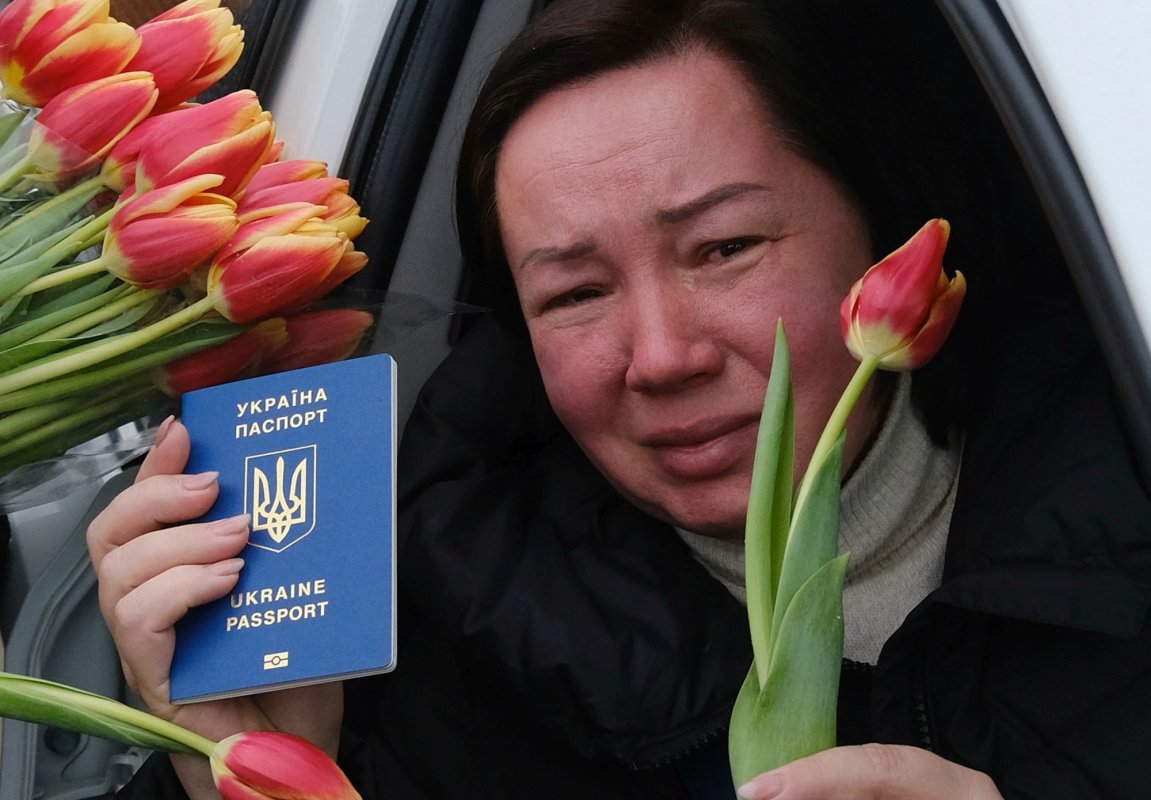 Și-au donat pensia către Crucea Roșie 205143