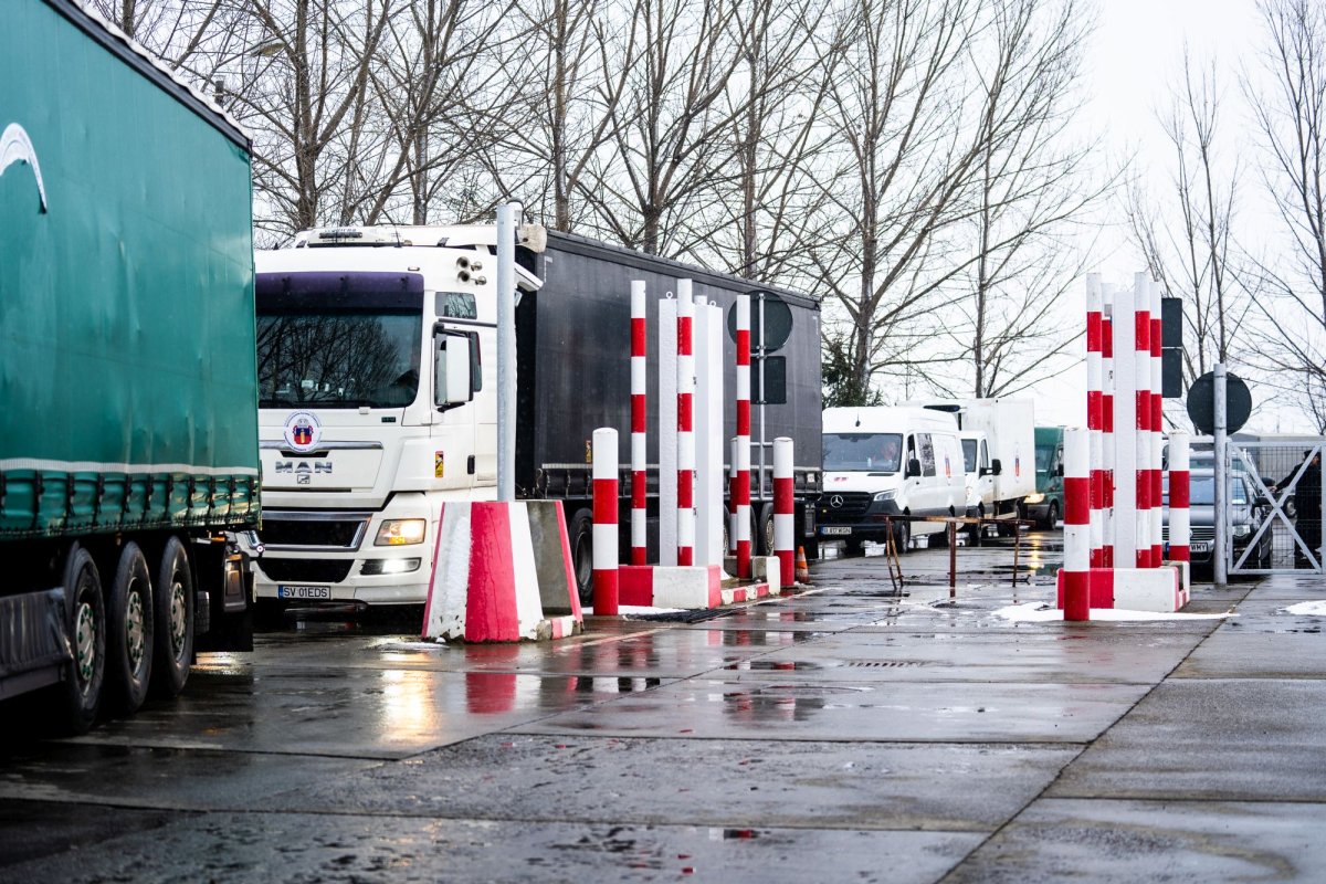 Un nou convoi umanitar a fost trimis către Ucraina 205367