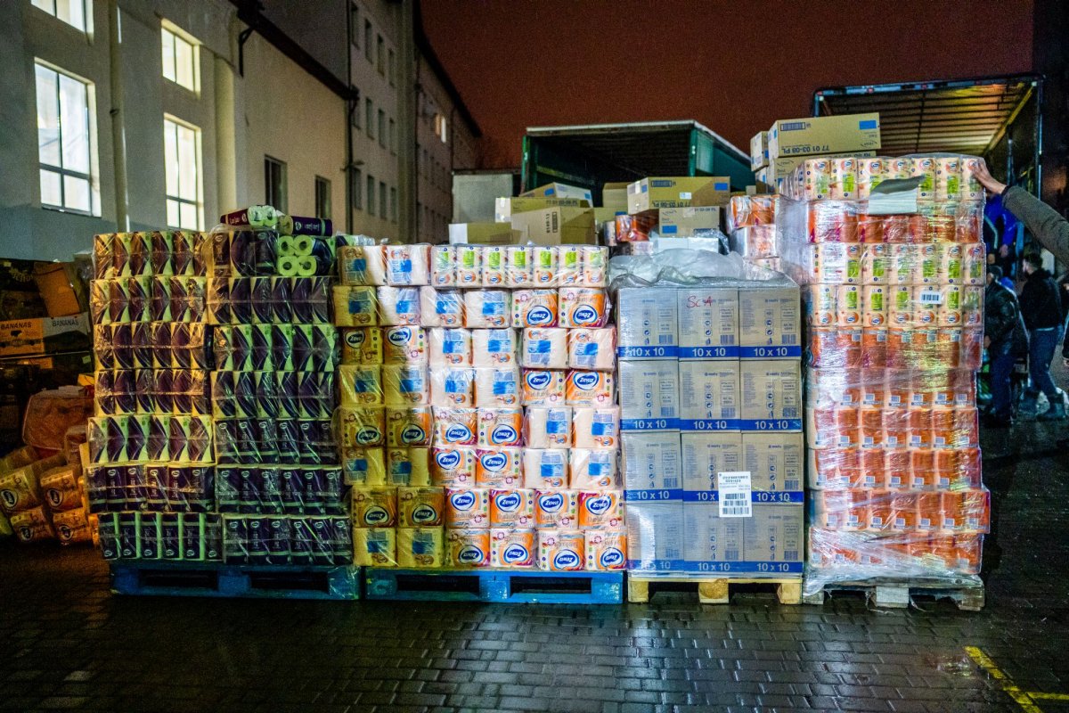 Un nou convoi umanitar a fost trimis către Ucraina 205378