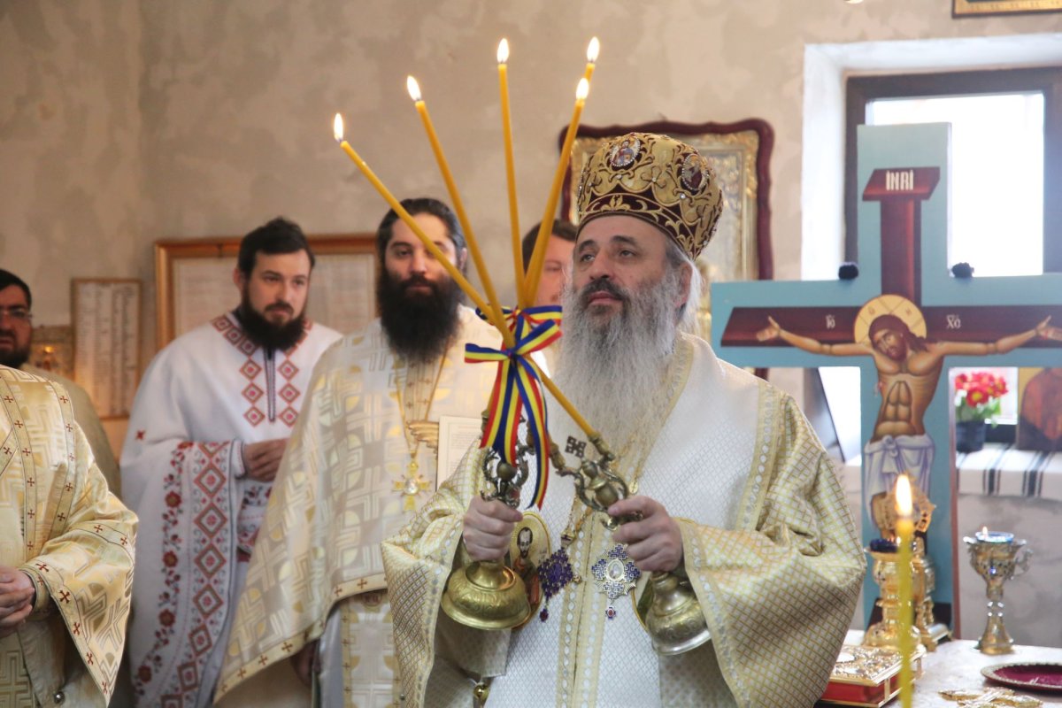 Sfințire de centru social în parohia ieșeană Frunziș 205398