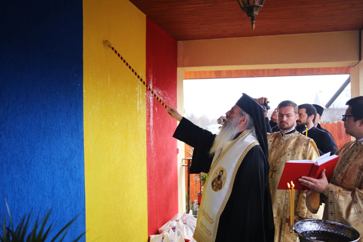 Sfințire de centru social în parohia ieșeană Frunziș 205406