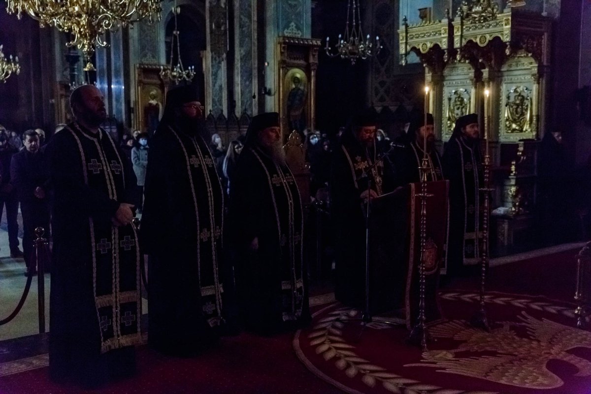 „Să fim cu gândul și cu toată lucrarea noastră uniți cu Dumnezeu” 205564