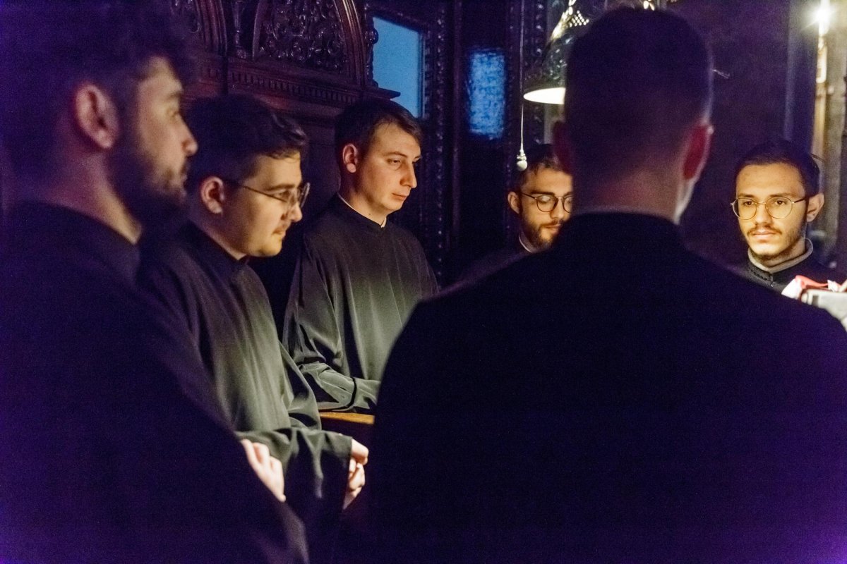 „Să fim cu gândul și cu toată lucrarea noastră uniți cu Dumnezeu” 205565