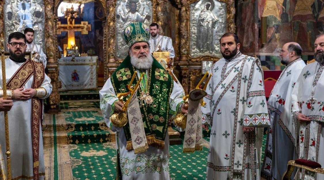 Duminica iertării la Catedrala Arhiepiscopală din Roman 205434