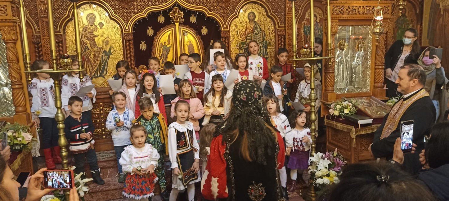 „Mărţişoare pentru mama” în biserica Parohiei Parcul Călăraşi 205447