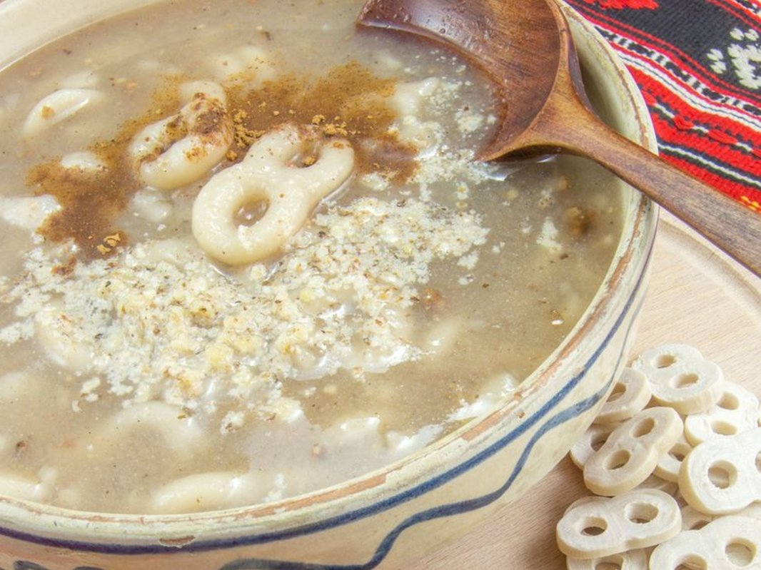 Mucenicii sau sfinţişorii, desert tradiţional  205418