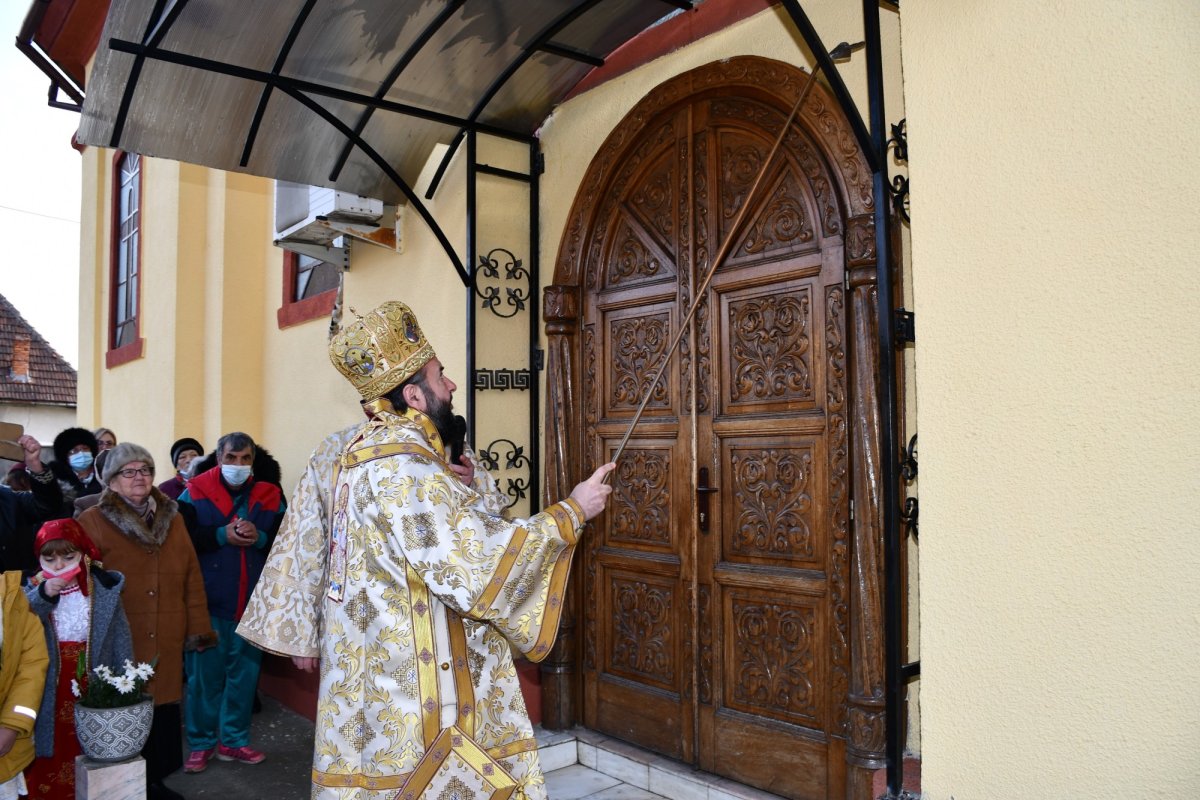 Popasuri duhovnicești în parohii din Episcopia Caransebeșului 205445