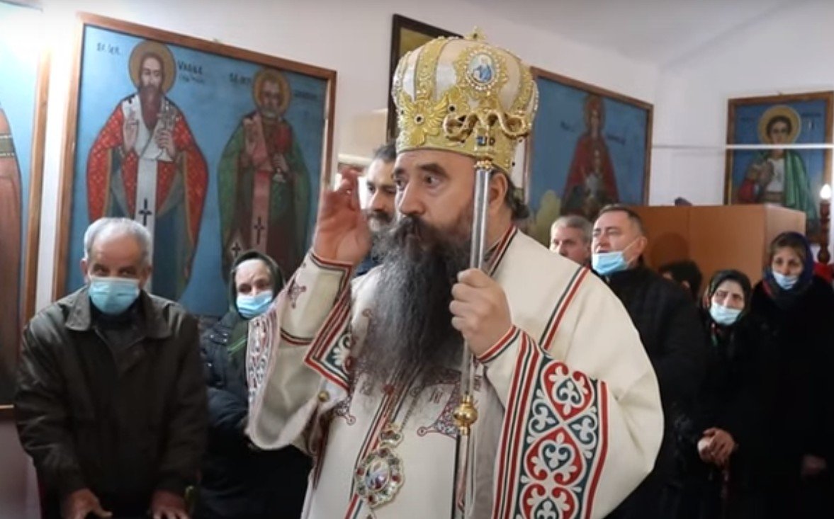 Slujiri și binecuvântări arhierești în eparhii din Muntenia și Dobrogea 205498