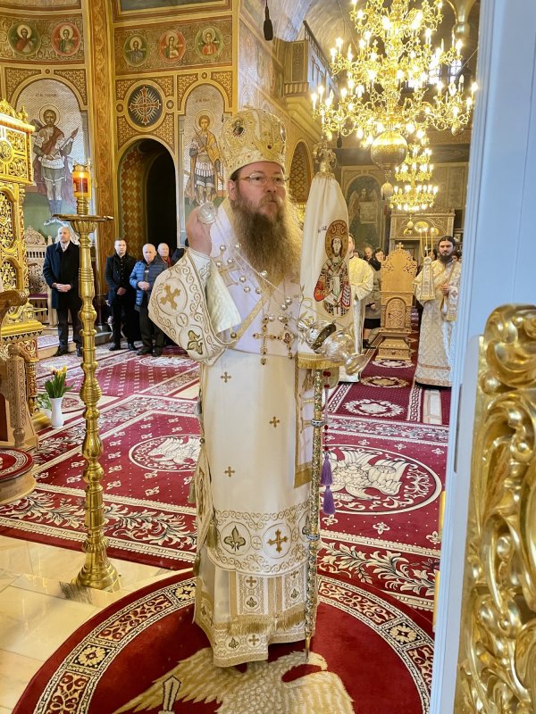 „Iertarea păcatelor fiecăruia dintre noi depinde exclusiv de capacitatea noastră de a ierta” 205632