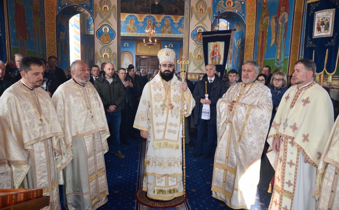 Târnosire la biserica din Târnăvița, Protopopiatul Deva 205637