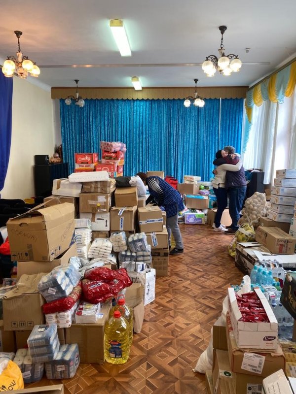 Ajutoare pentru copiii de la un orfelinat din Ucraina 205809