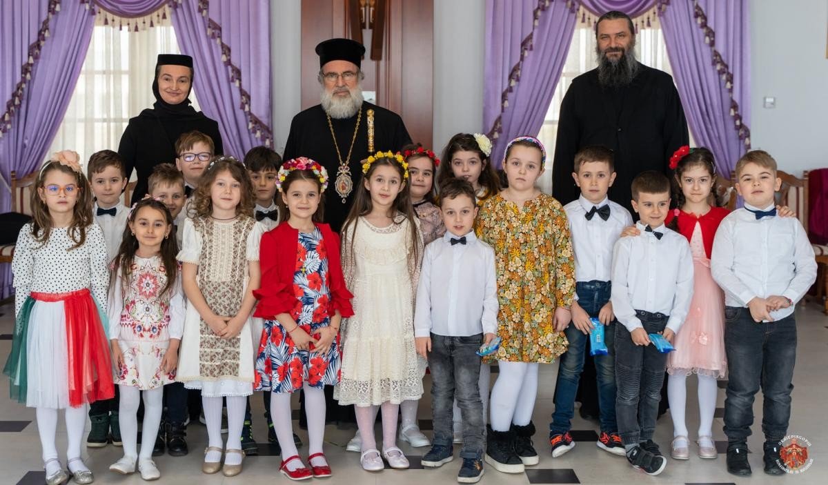 Ziua Internațională a Femeii, serbată la Centrul eparhial de la Roman 205766