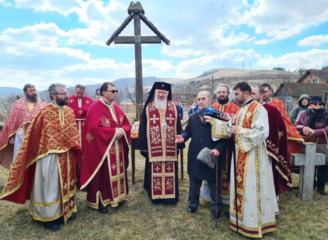 Martirii închisorilor comuniste, comemorați la Mănăstirea „Sfinții 40 de Mucenici” - Memorialul Gherla 205945