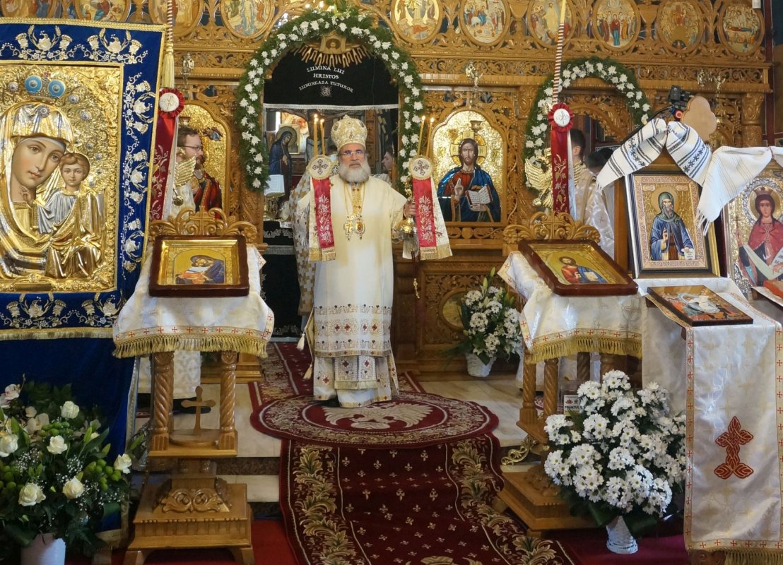 Sărbătorirea Sfântului Simeon Noul Teolog la biserica sa din Mănăstirea Cașin 206131