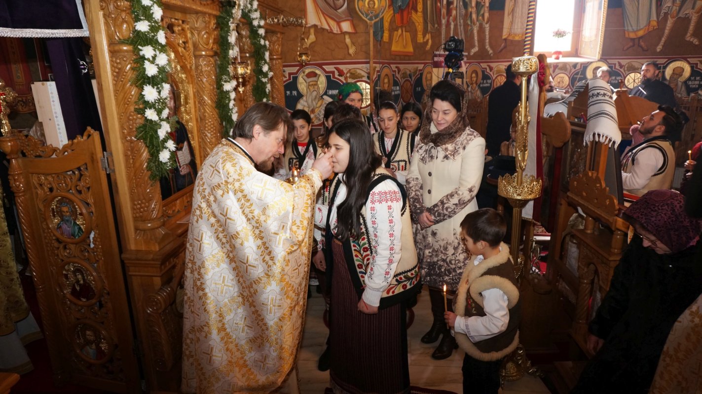 Sărbătorirea Sfântului Simeon Noul Teolog la biserica sa din Mănăstirea Cașin 206138