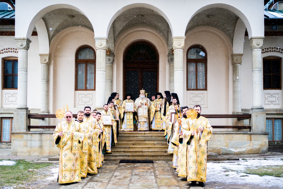 Evenimente dedicate moștenirii mușatine în Arhiepiscopia Sucevei și Rădăuților 206393