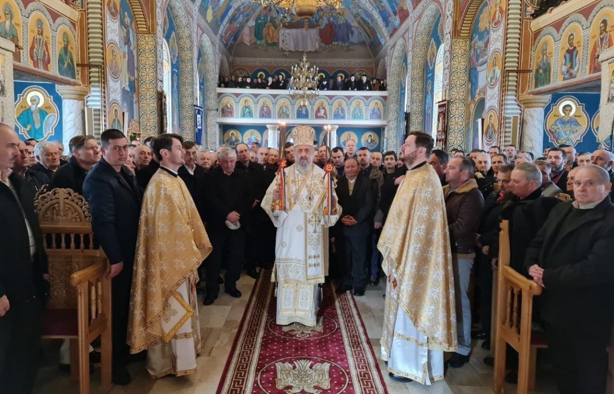 Resfințirea Bisericii din localitatea Șugag, județul Alba 206403