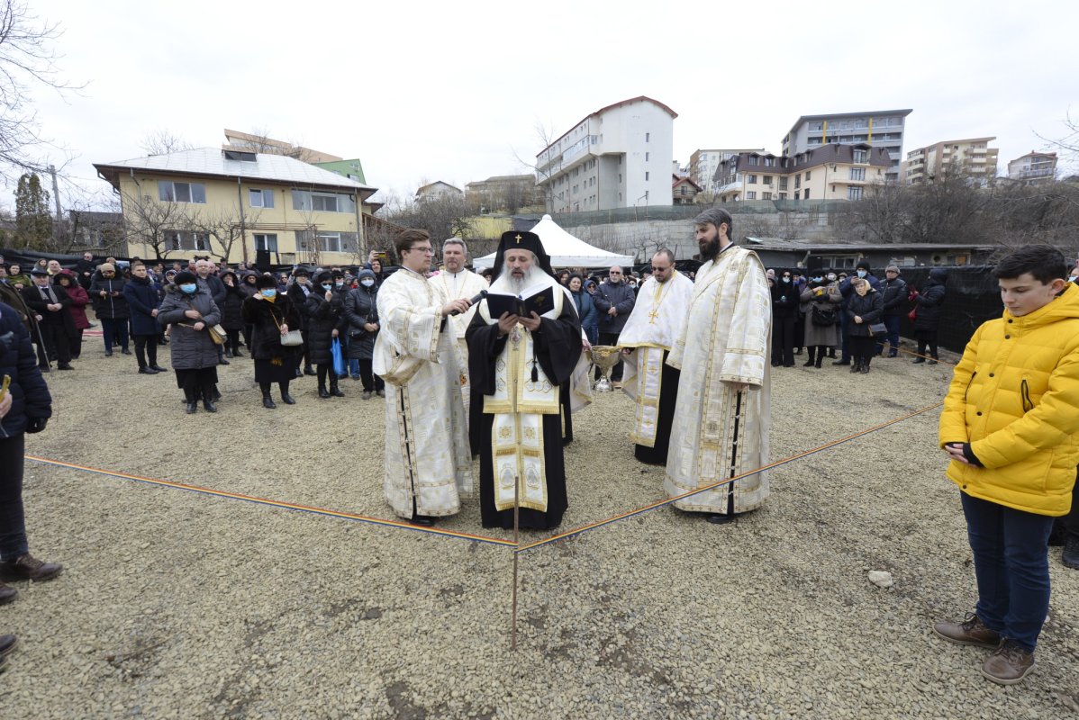 Piatră de temelie pentru o nouă biserică în municipiul Iași 206559