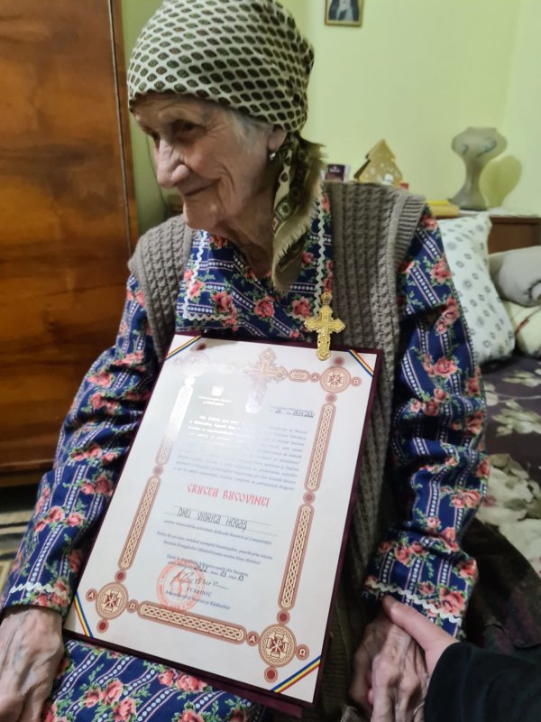 „Crucea Bucovinei” pentru trei fii duhovnicești ai Arhiepiscopiei Sucevei și Rădăuților 206638