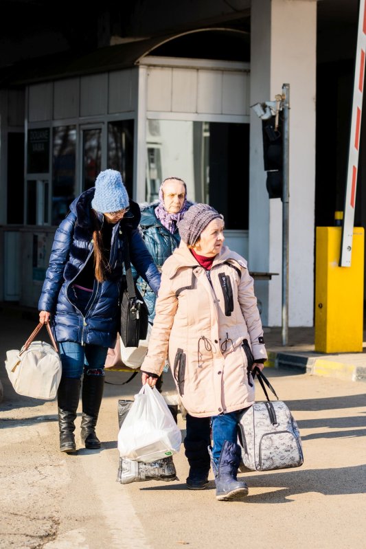 Sprijin internațional în acțiunile de întrajutorare a refugiaților ucraineni desfășurate de Arhiepiscopia Sucevei și Rădăuților 206705