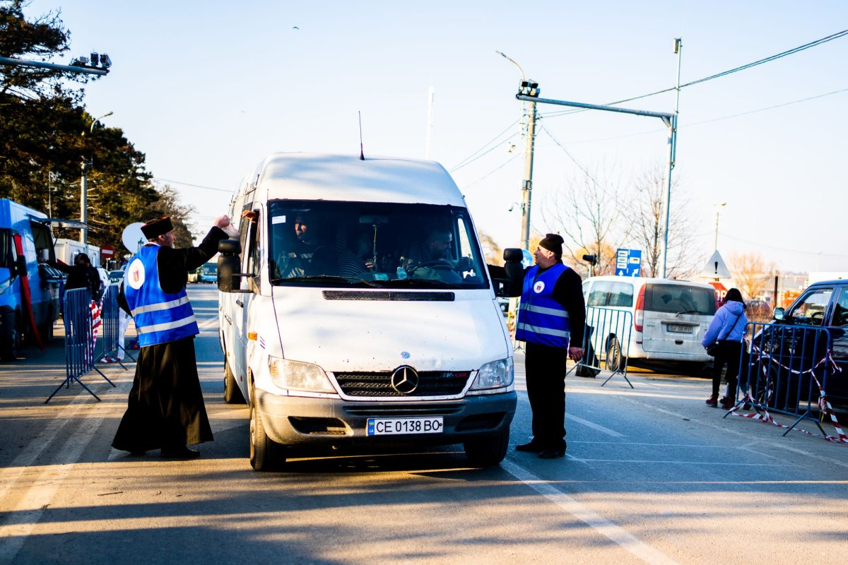 Sprijin internațional în acțiunile de întrajutorare a refugiaților ucraineni desfășurate de Arhiepiscopia Sucevei și Rădăuților 206723