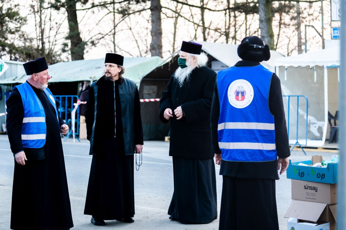 Sprijin internațional în acțiunile de întrajutorare a refugiaților ucraineni desfășurate de Arhiepiscopia Sucevei și Rădăuților 206750