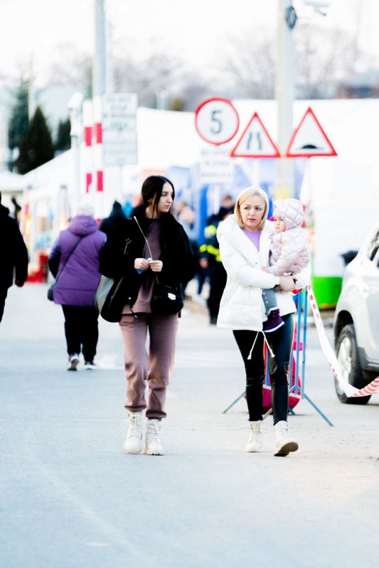 Sprijin internațional în acțiunile de întrajutorare a refugiaților ucraineni desfășurate de Arhiepiscopia Sucevei și Rădăuților 206752