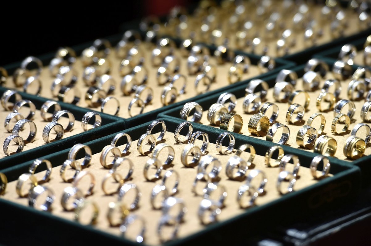 Mai multe căsătorii față de anul trecut 206771