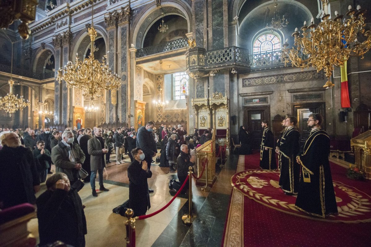 Slujire arhierească la Catedrala Mitropolitană din Iași 206932