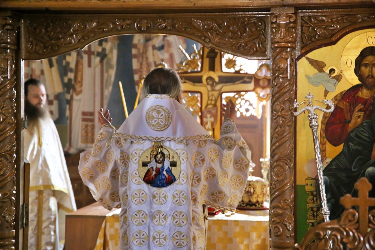 Slujire a Mitropolitului Moldovei și Bucovinei la Mănăstirea Sângeap-Basaraba 207025