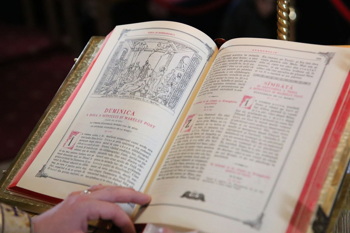 Slujire a Mitropolitului Moldovei și Bucovinei la Mănăstirea Sângeap-Basaraba 207028