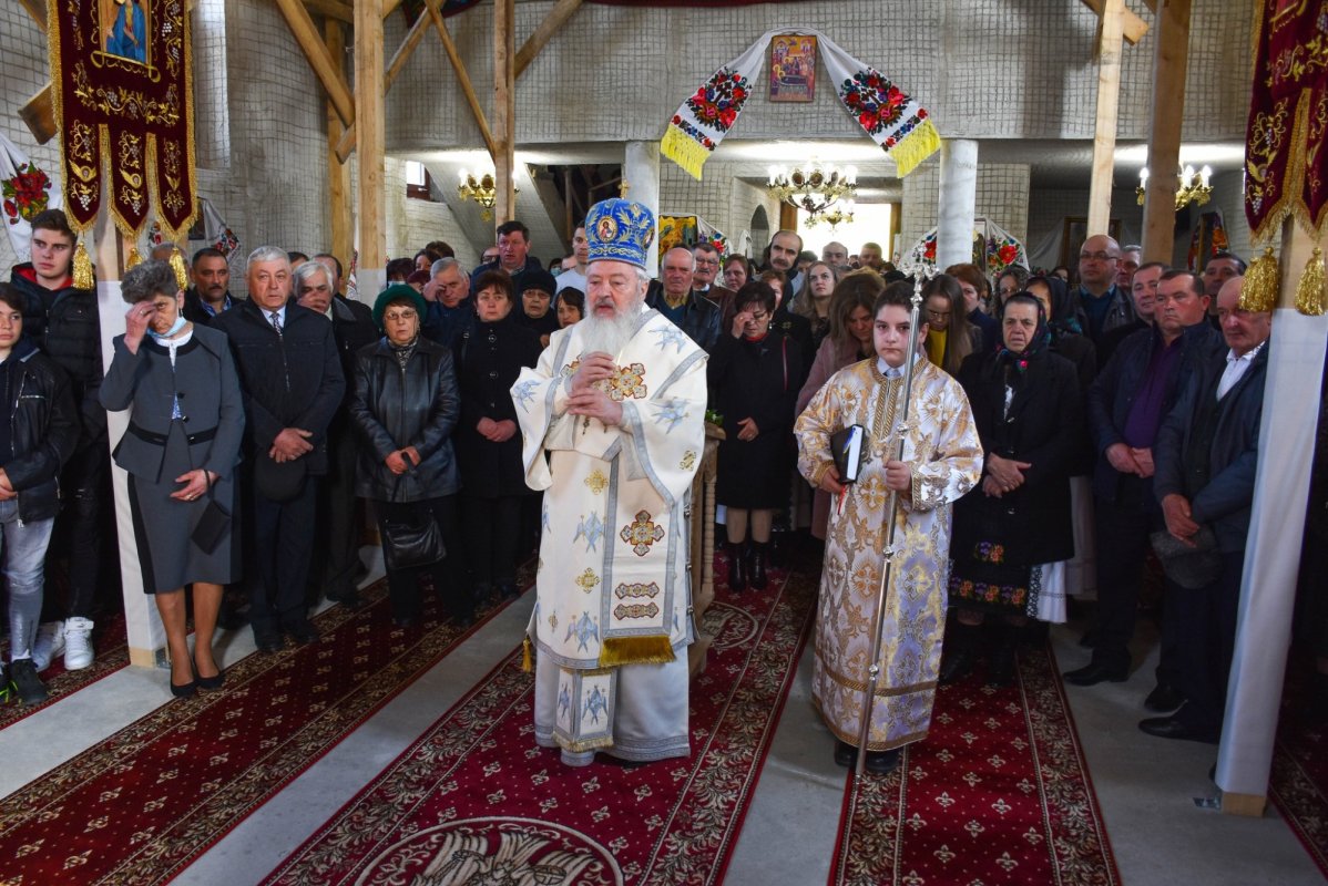 Binecuvântare pentru comunitatea din Bața, Protopopiatul Beclean 207062