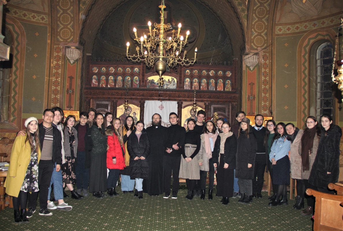 Uniţi în rugăciune şi prietenie 206891