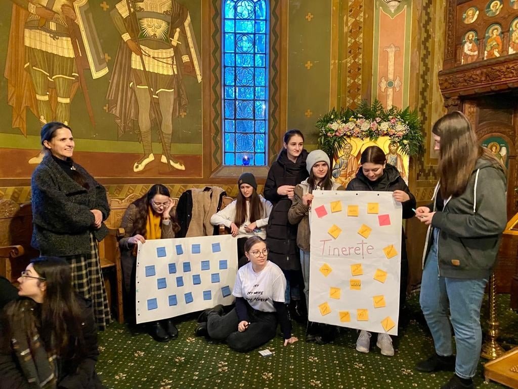 Uniţi în rugăciune şi prietenie 206892