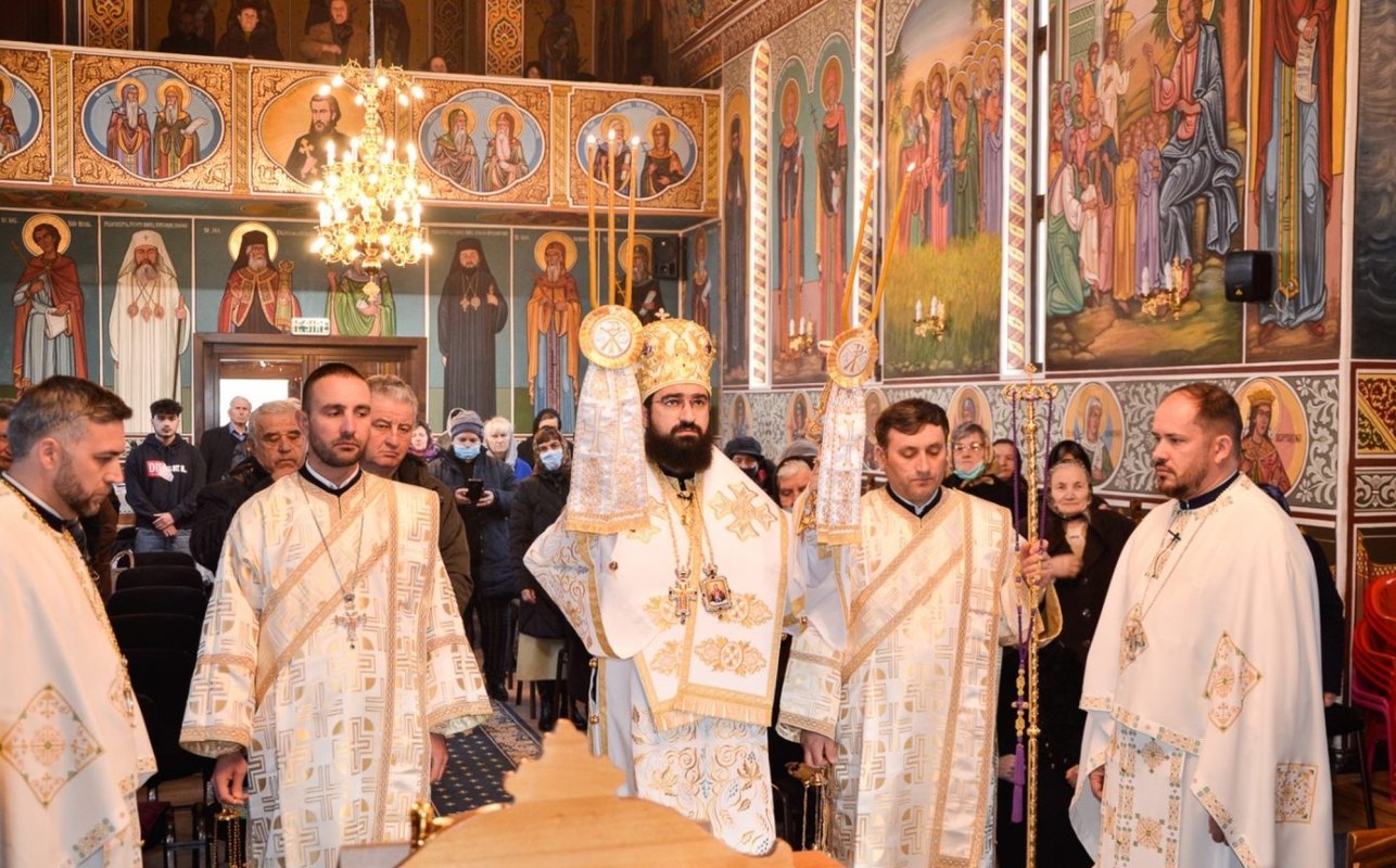 Duminica a doua din Postul Paștilor în Parohia Peștișu Mare, Deva 207147