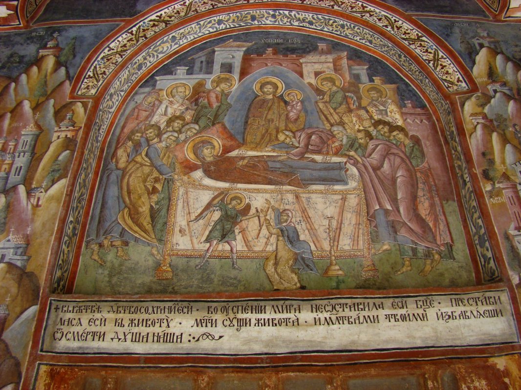 Mănăstirea Polovragi, locul unde rugăciunea mângâie cerul 207341