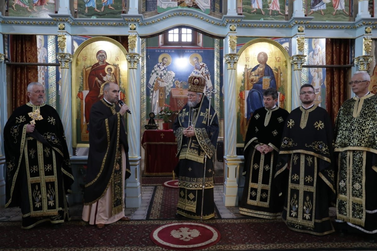 Liturghia Darurilor în Parohia Săpânţa, Maramureş 207384