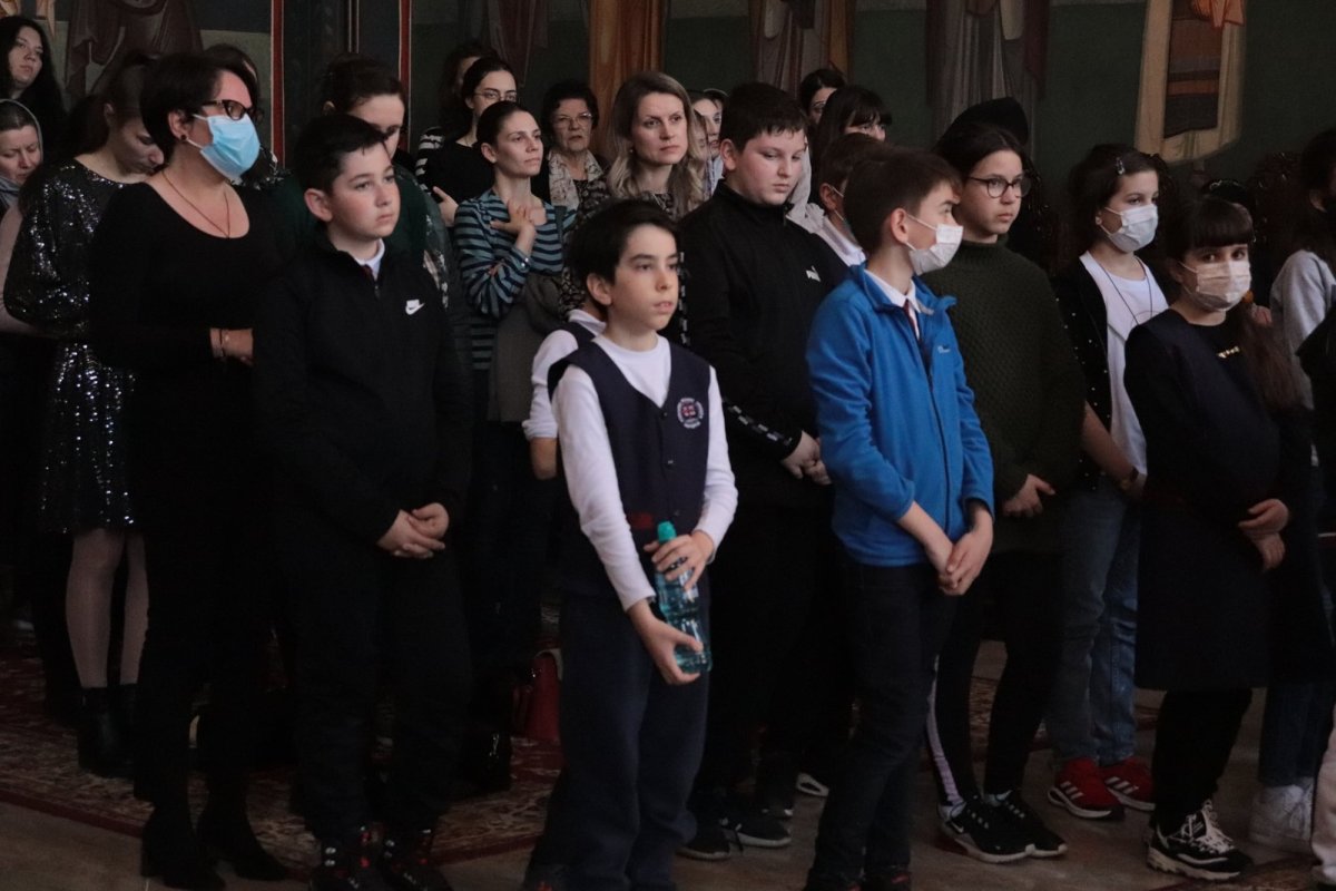 Slujire la capela Facultății de Teologie Ortodoxă din Cluj‑Napoca 207380