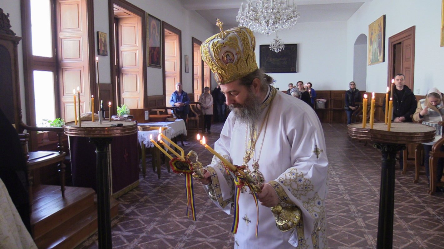 Slujire arhierească și călugărie la așezământul monahal românesc din Budapesta 207658