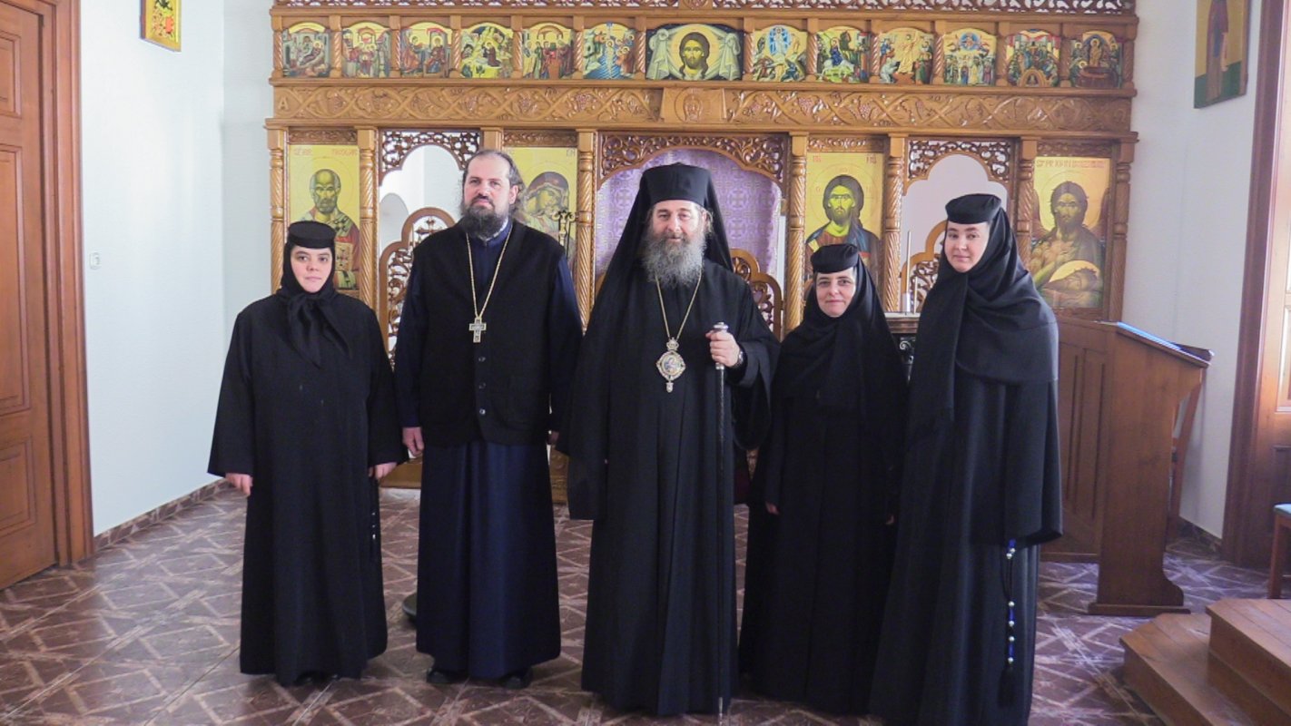 Slujire arhierească și călugărie la așezământul monahal românesc din Budapesta 207662