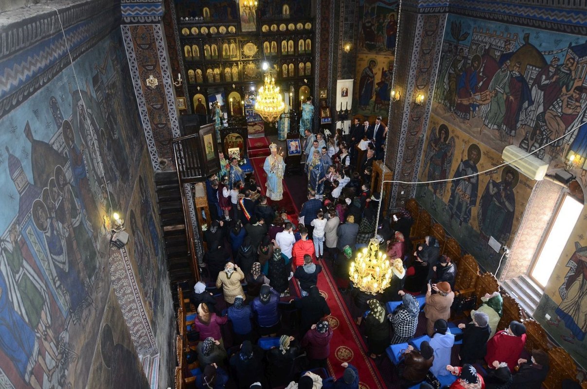 Hramul Parohiei Mărcești din Arhiepiscopia Târgoviștei 207713