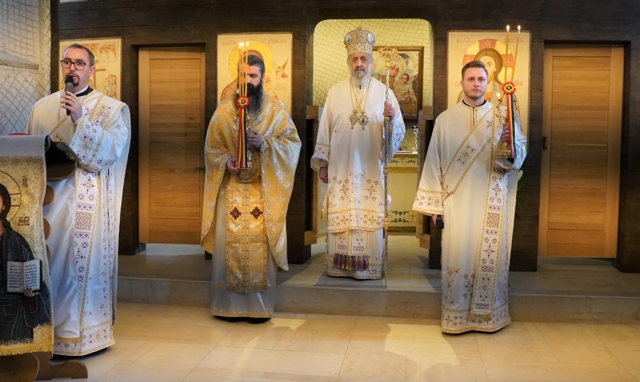 Hramul Mănăstirii „Sfânta Cruce” de la Aiud 207996