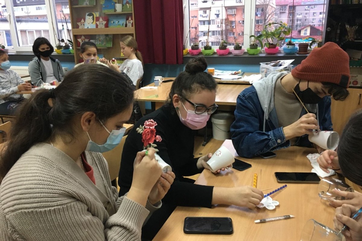 Voluntariatul - concretizarea principiilor educației religioase 207982