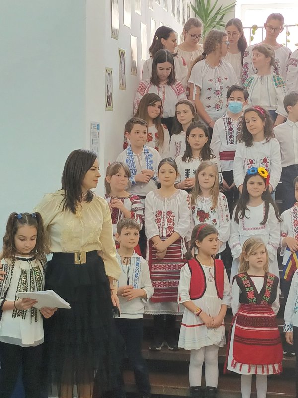 Buna Vestire la Liceul „Anastasia Popescu” 208099