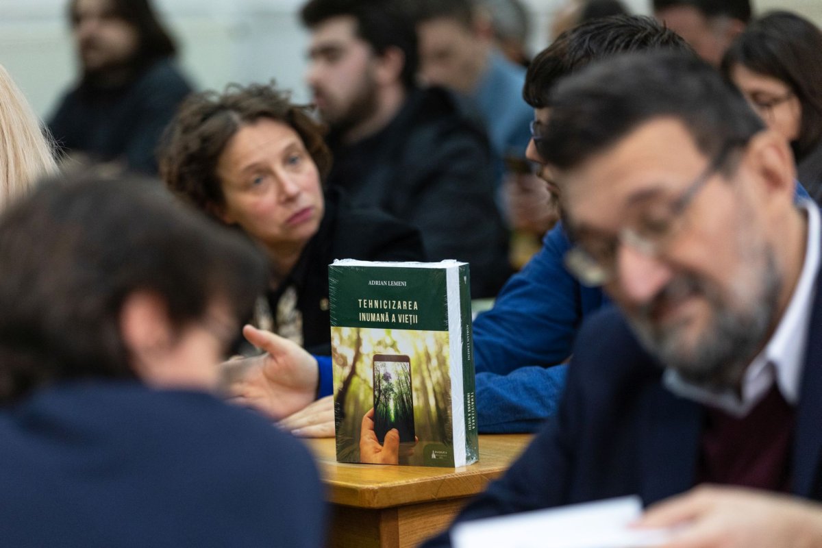 Lansarea volumului „Tehnicizarea inumană a vieţii” 208214