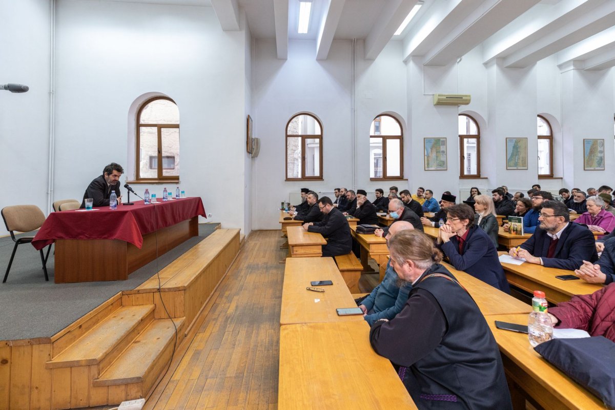 Lansarea volumului „Tehnicizarea inumană a vieţii” 208230