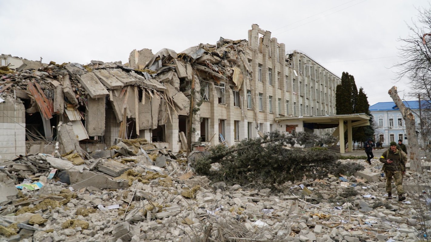 „Nu trebuie să uităm ce aduce războiul: moarte şi durere” 208087