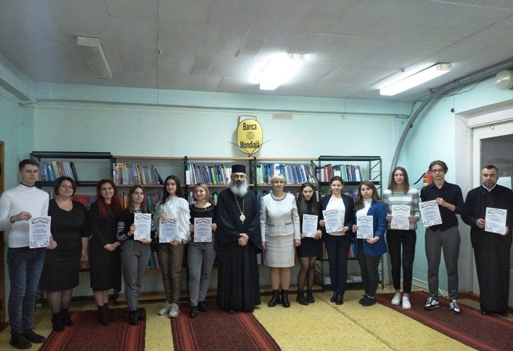 Premierea câştigătorilor concursului dedicat Unirii Basarabiei cu România 208116