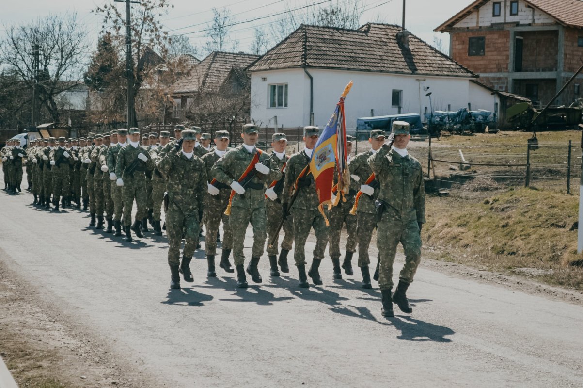Sfinţirea capelei mortuare și a monumentului eroilor din Budești-Fânațe 208138